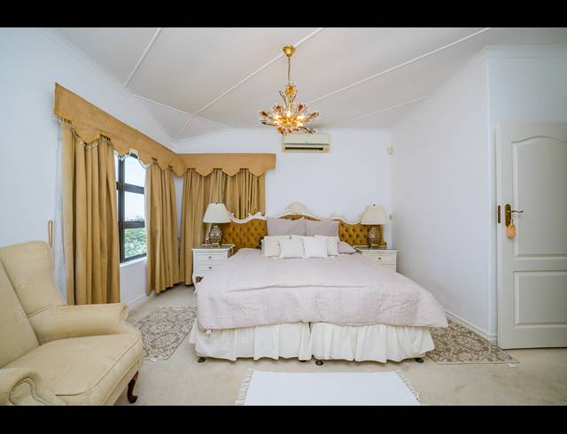 3 BEDROOM APARTMENT FOR SALE IN UMHLANGA CENTRAL